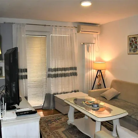 Golden Dreams H&a Apartment *